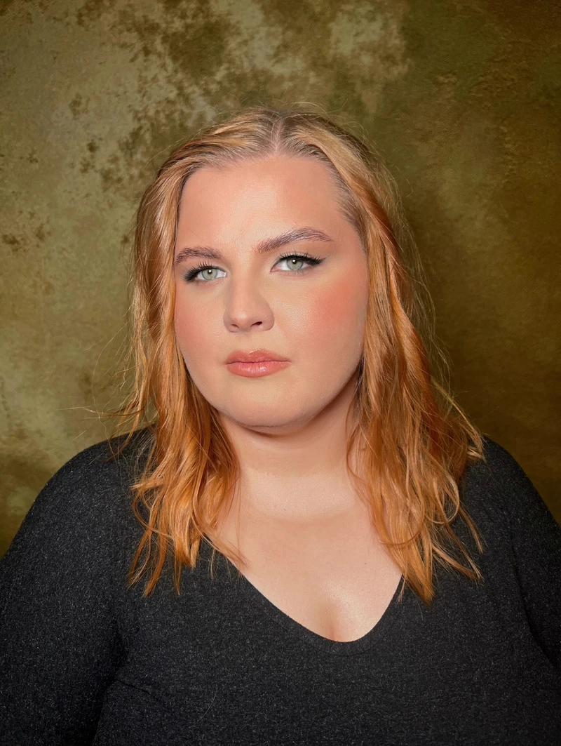 Makijaz korekcyjny - profesjonalne krycie i naturalny efekt, GLOW Concept Studio